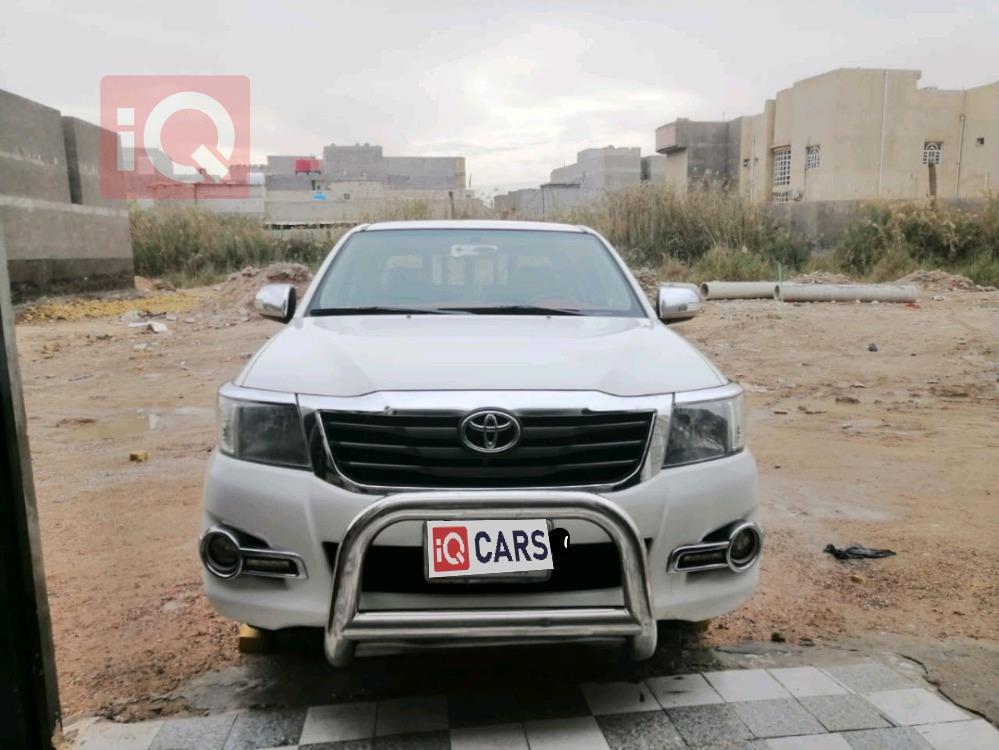 تويوتا هايلوكس